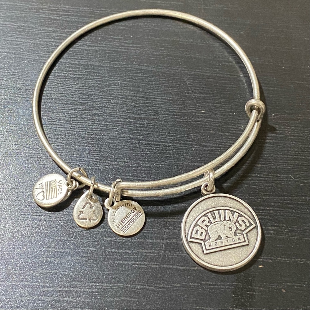 ALEX & ANI Boston Bruins Hockey Expandable Collectible Charm Bracelet